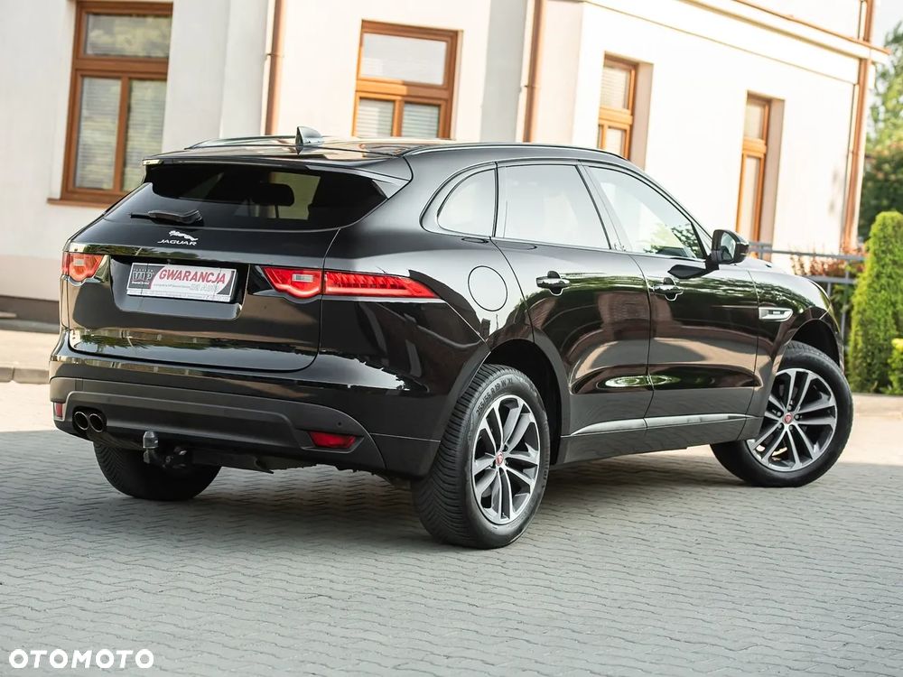 Jaguar F-Pace 2.0 i4D AWD R-Sport - 13