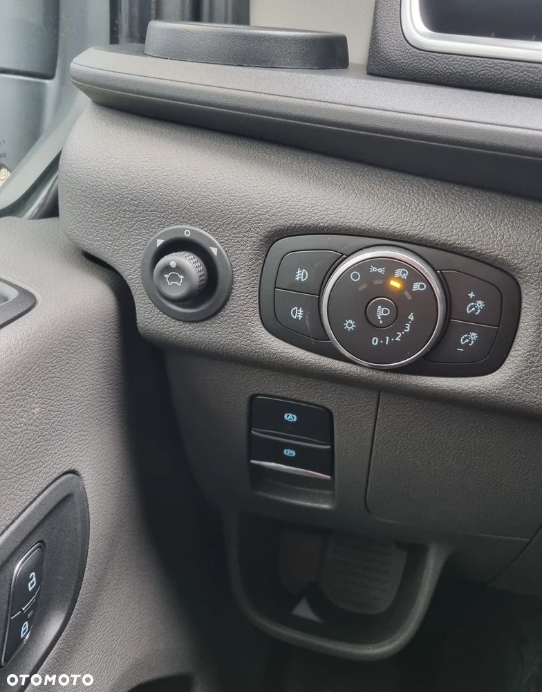 Ford Transit - 15