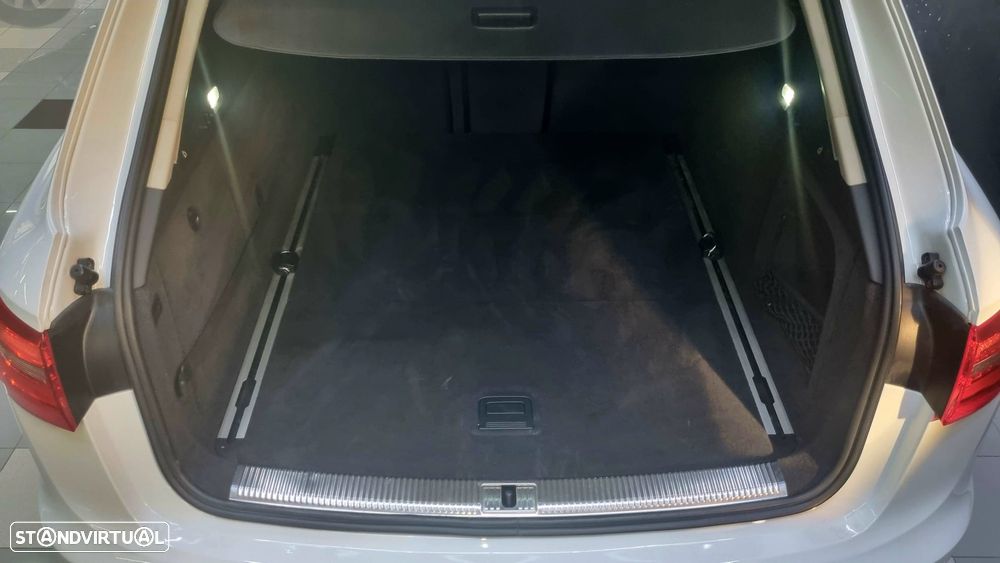 Audi A6 Allroad 3.0 TDi quattro Excl. S tronic C.Diesel - 33