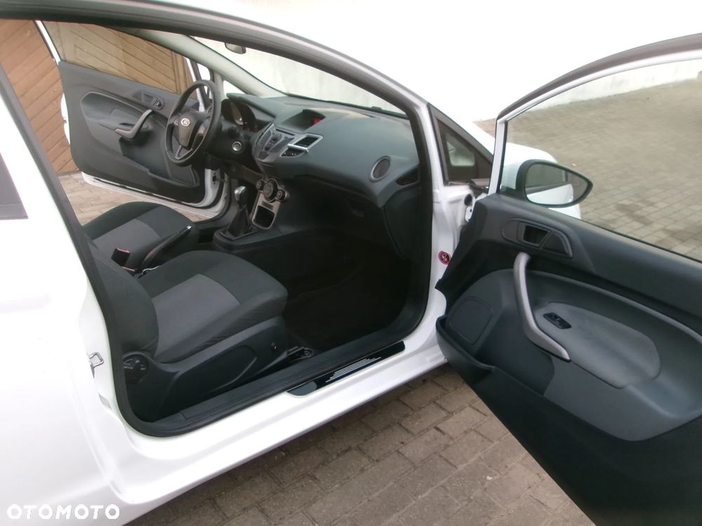 Ford Fiesta 1.25 Titanium - 17
