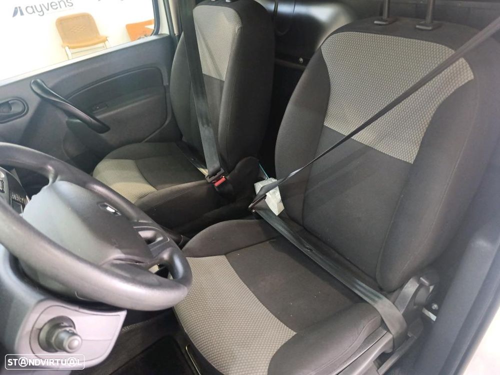 Renault Kangoo Z.E. 33 - 6