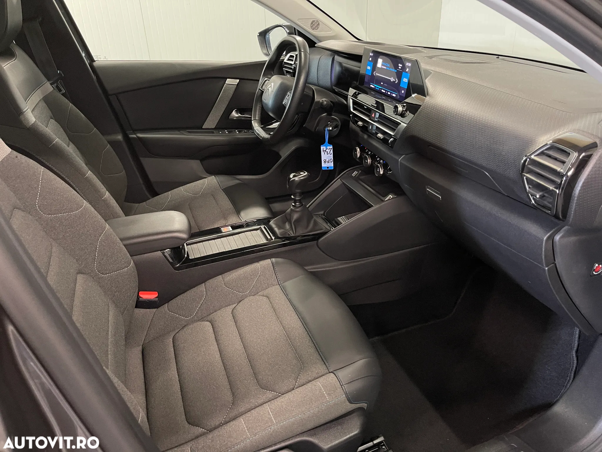 Citroën C4 BlueHDi 110 Stop&Start FEEL PACK - 10