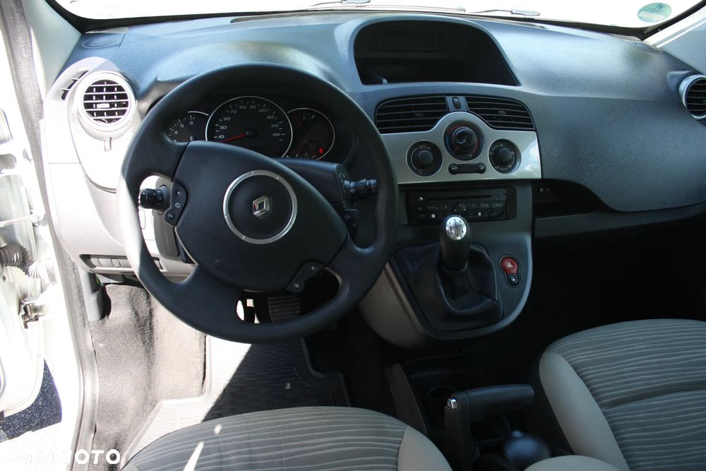 Renault Kangoo 1.6 16V 105 Happy Family - 13