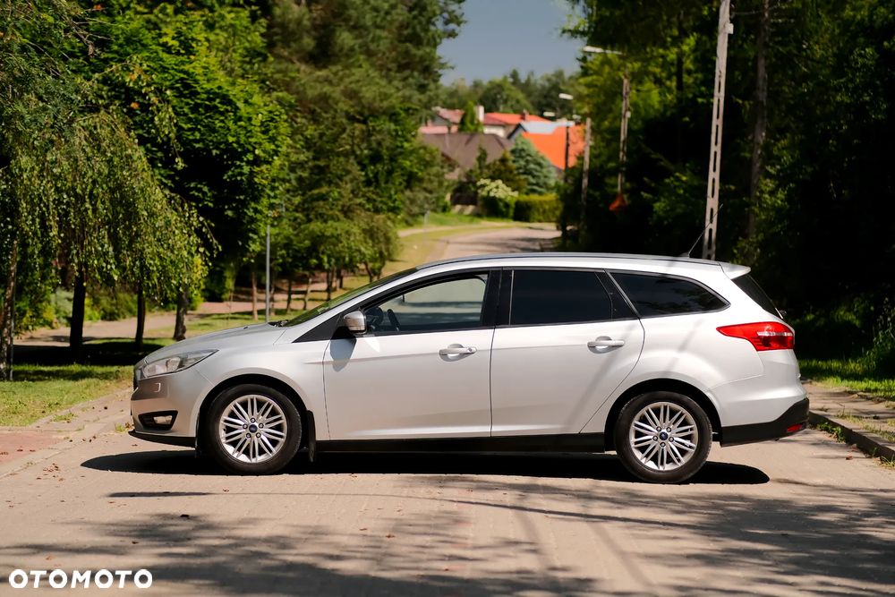 Ford Focus 1.0 EcoBoost Titanium ASS - 6