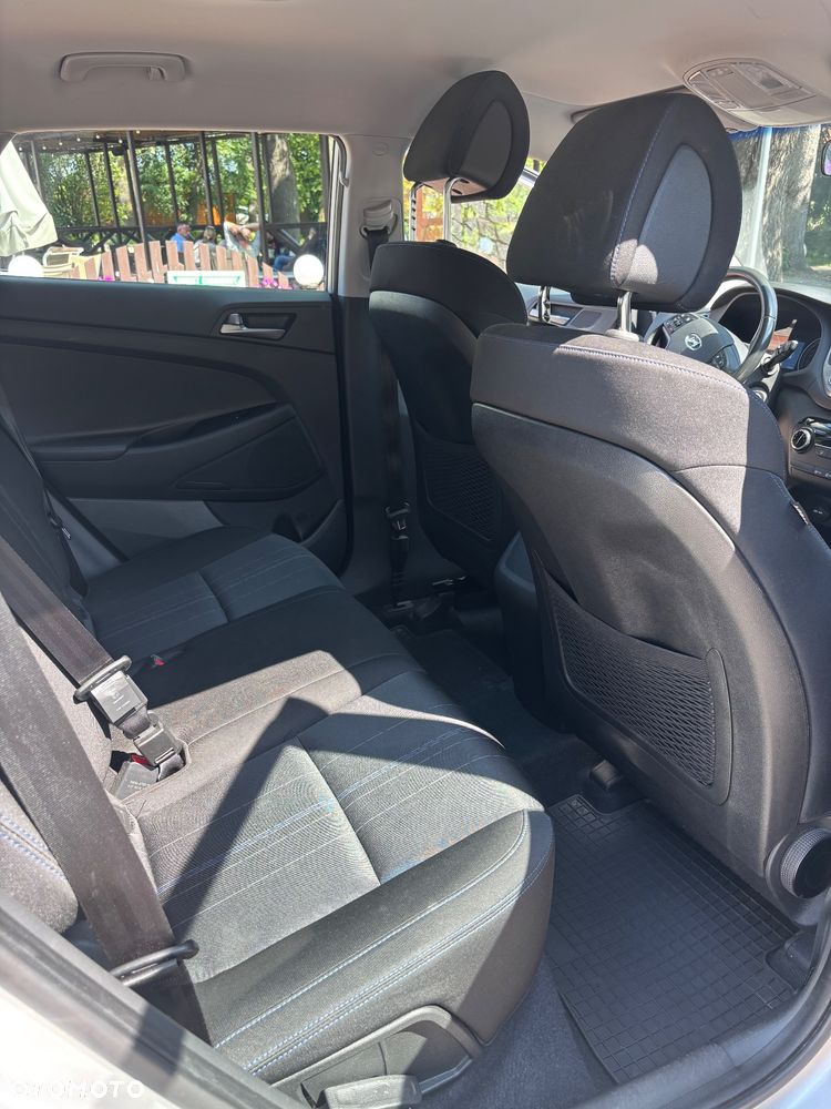 Hyundai Tucson 1.6 GDI BlueDrive Comfort 2WD - 11
