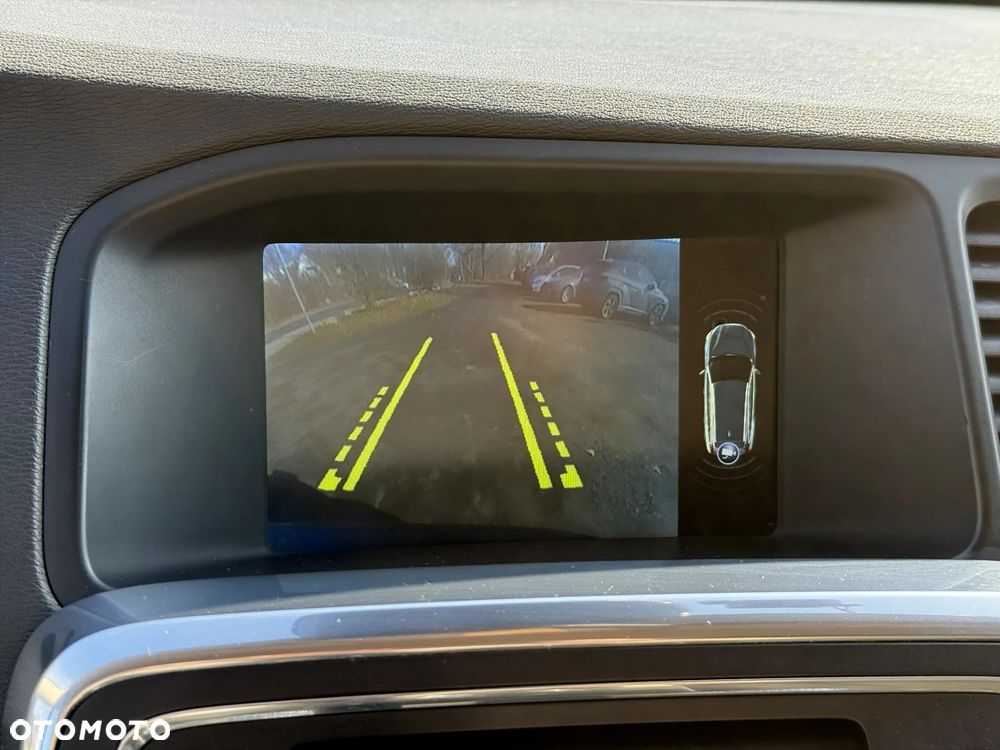 Volvo V60 D6 AWD Plug-in Hybrid Summum - 14