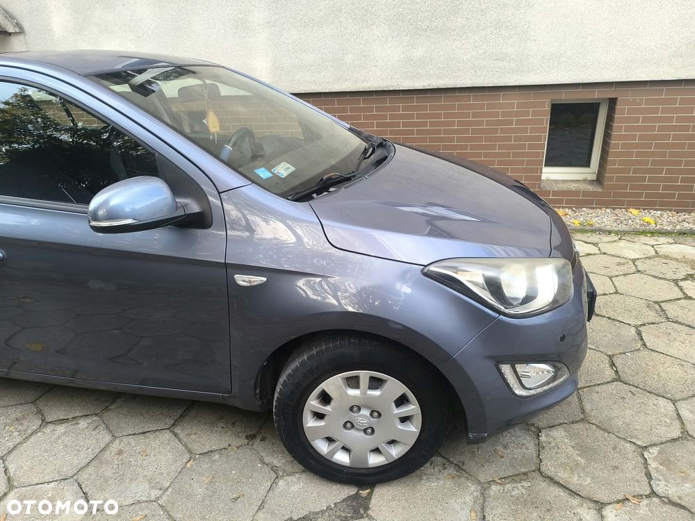 Hyundai i20 - 20