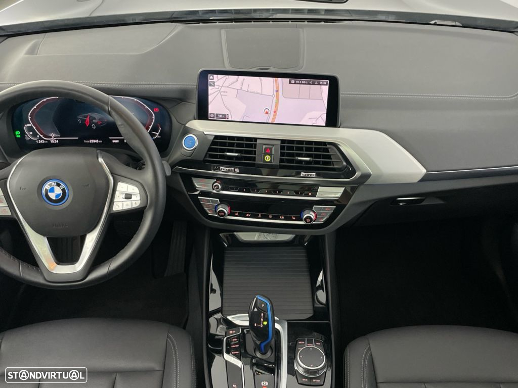 BMW iX3 M Sport Inspiring - 10