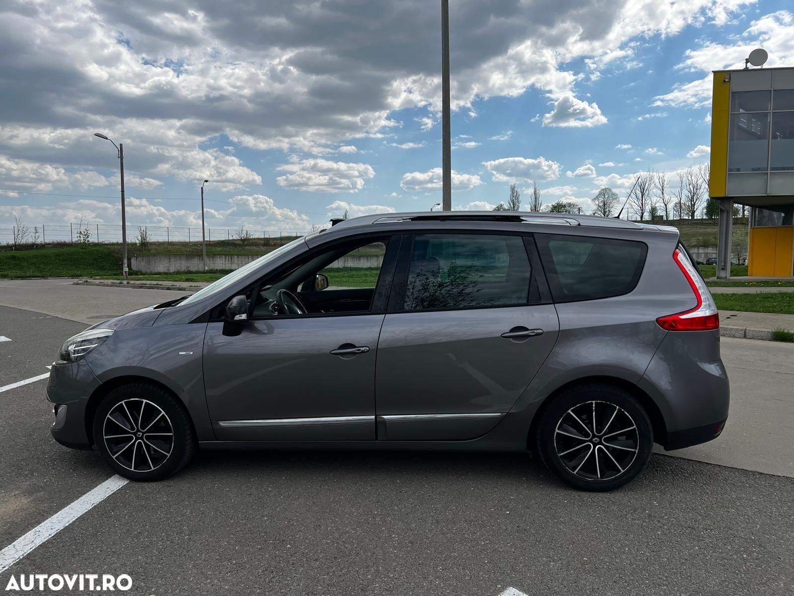 Renault Grand Scenic dCi 130 FAP Start & Stop Bose Edition - 20