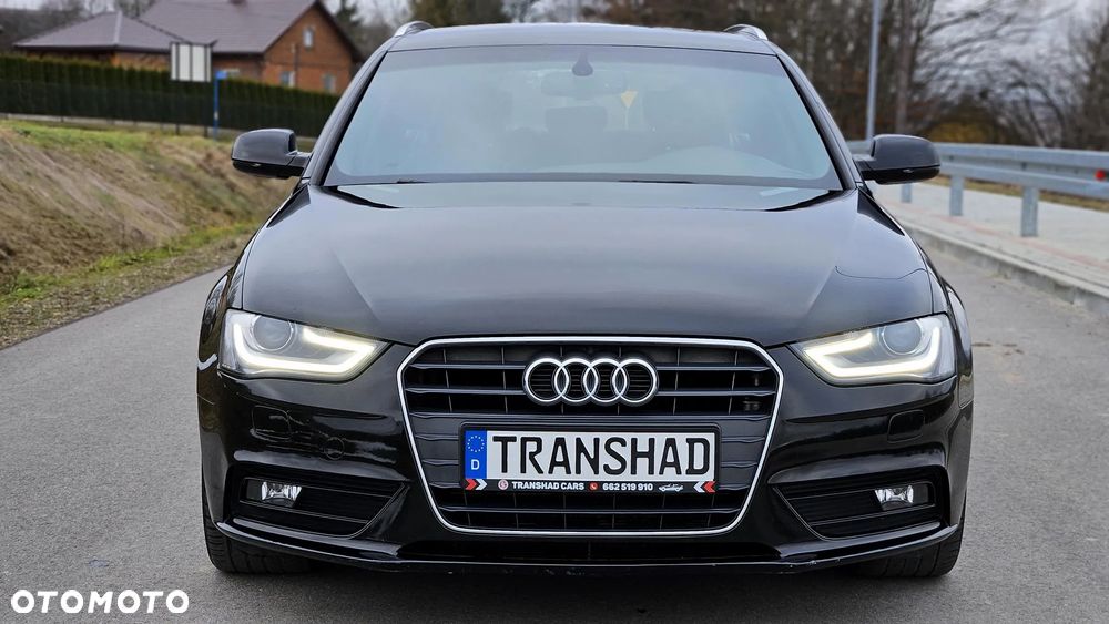 Audi A4 Avant 2.0 TDI DPF clean diesel S line Sportpaket - 2