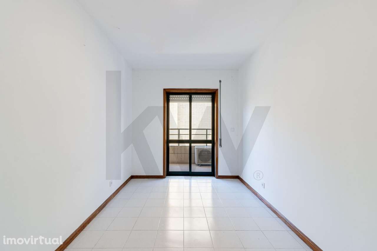 Apartamento T1 no centro de São João da Madeira – excelente localizaçã - Grande imagem: 4/15