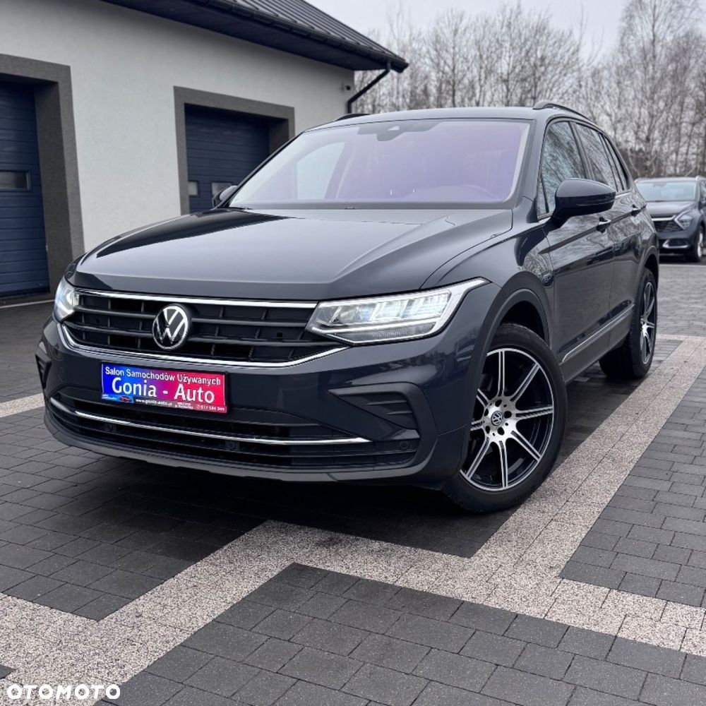 Volkswagen Tiguan - 2