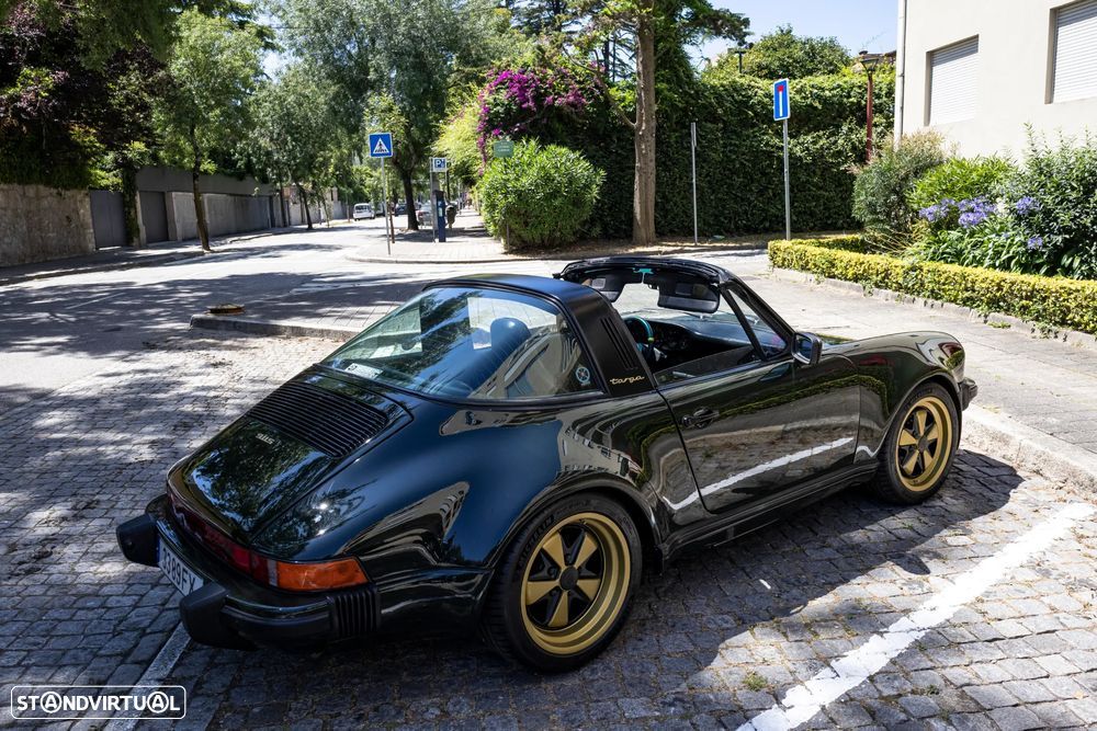 Porsche 911 (964) - 1