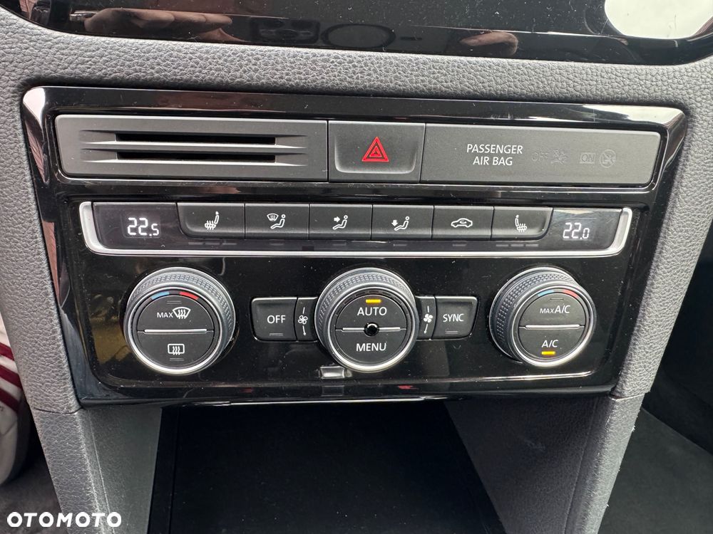 Volkswagen Golf Sportsvan 1.4 TSI (BlueMotion Technology) DSG Highline - 30