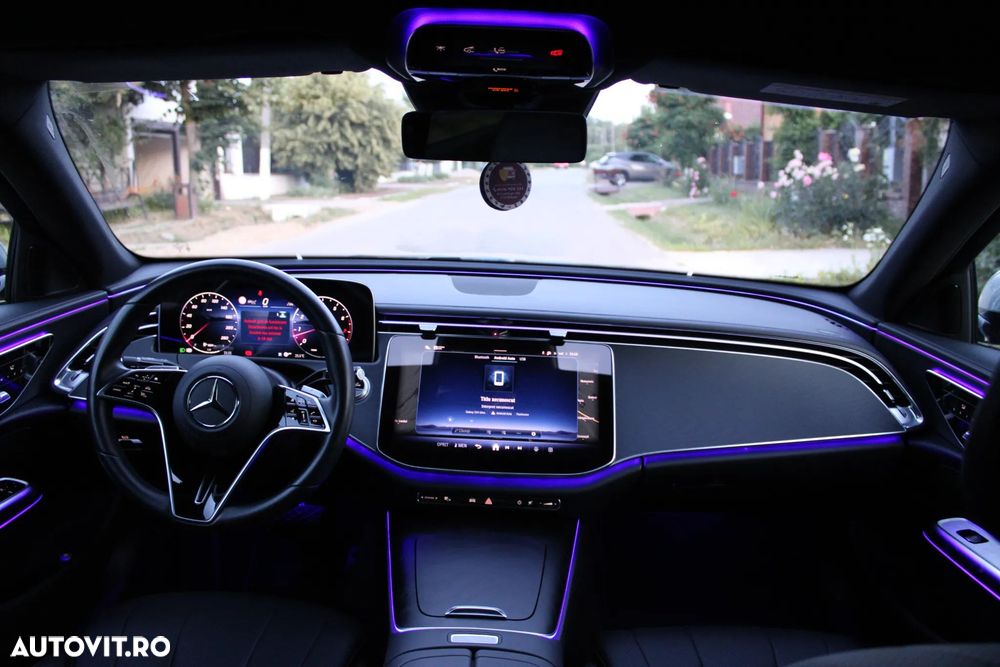 Mercedes-Benz E 200 MHEV Aut. - 24