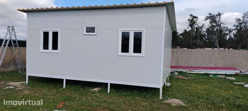 Casa pré fabricada em painel sanduiche - Grande imagem: 2/3
