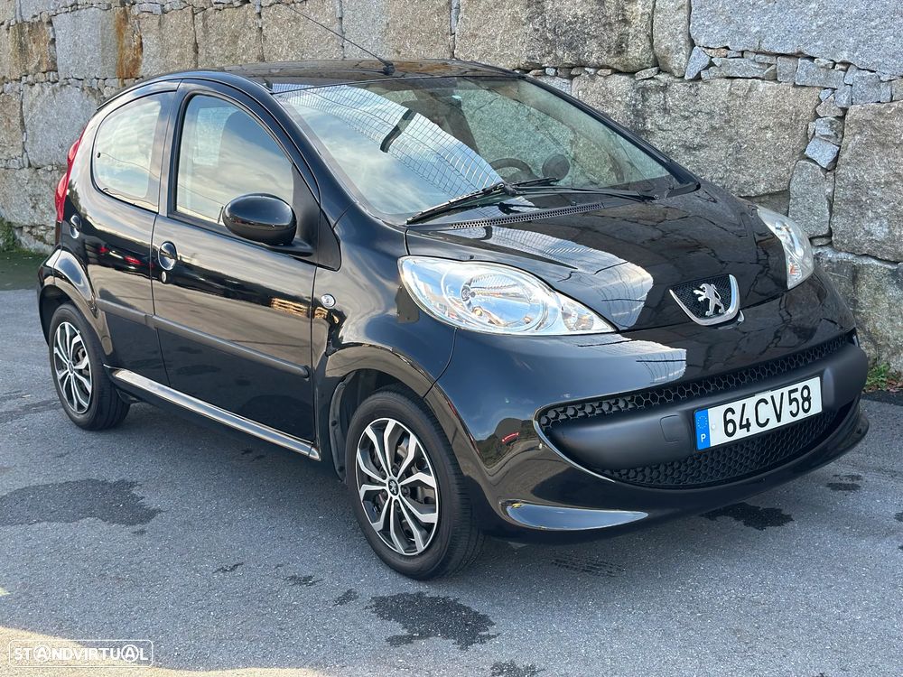 Peugeot 107 1.0 Trendy - 16