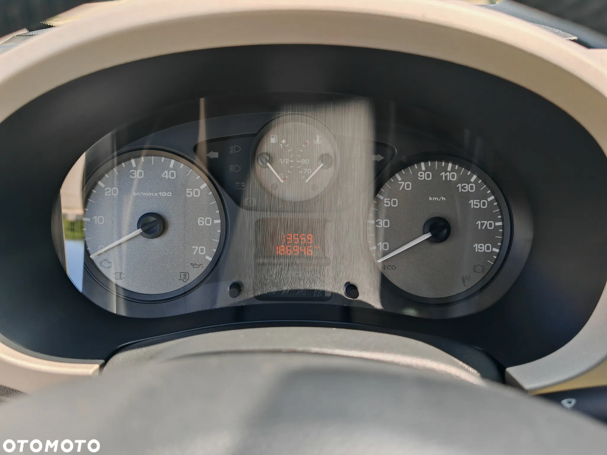 Citroën Berlingo Multispace HDi 115 FAP Exclusive - 26