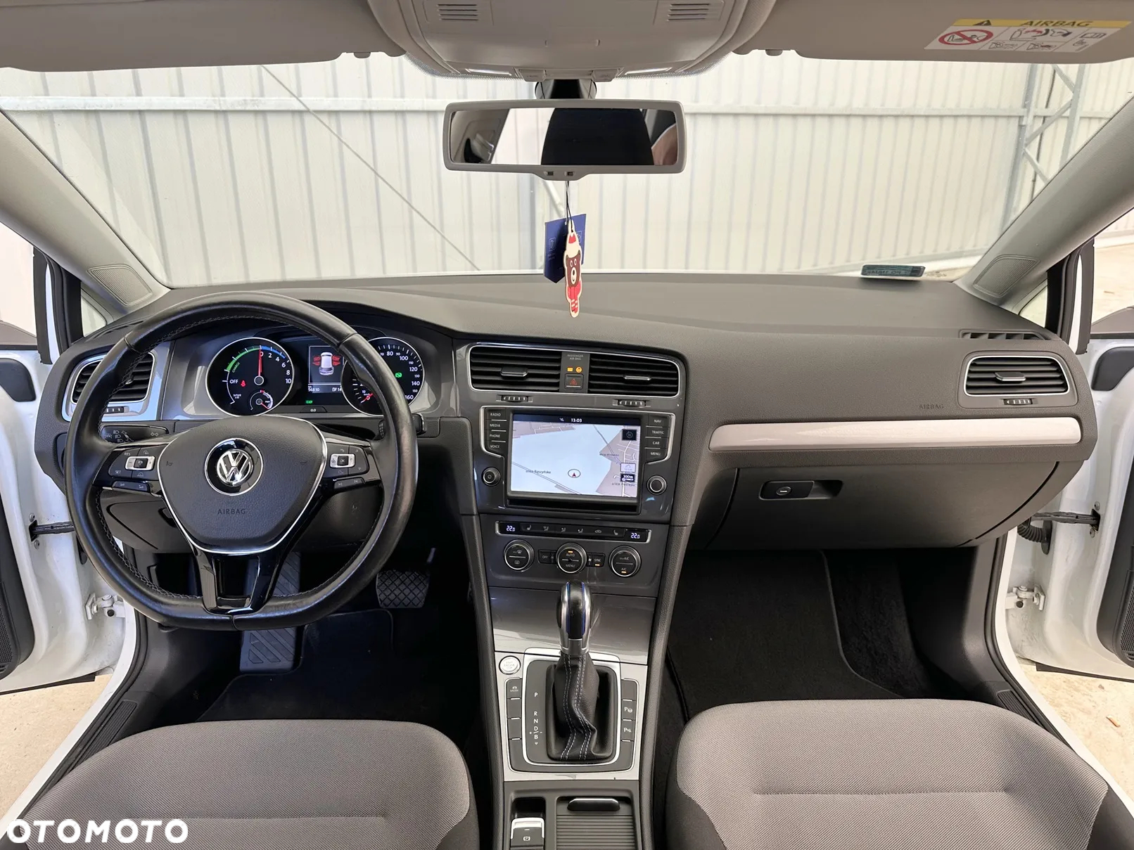 Volkswagen Golf e-Golf - 5
