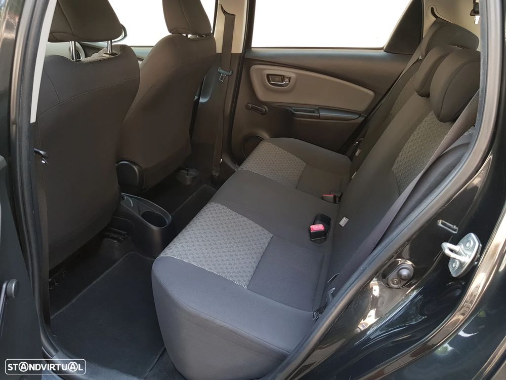Toyota Yaris 1.4 D-4D Sport+Navi - 31