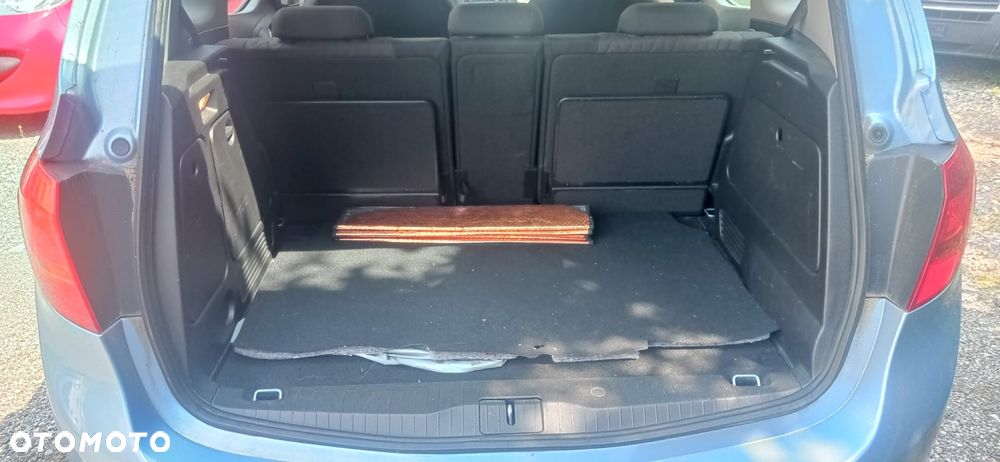 Opel Meriva 1.4 T Cosmo - 14