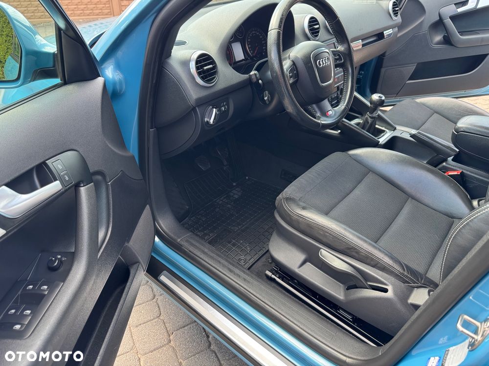 Audi A3 Sportback 2.0 TDI DPF S line Sportpaket - 13