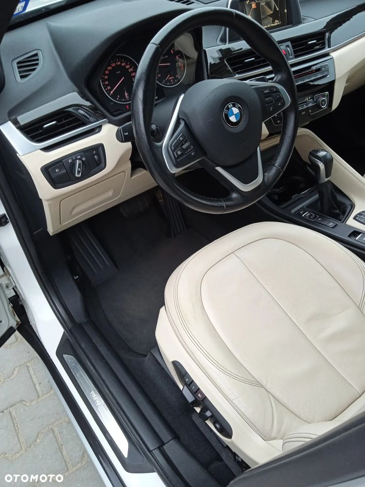 BMW X1 - 11