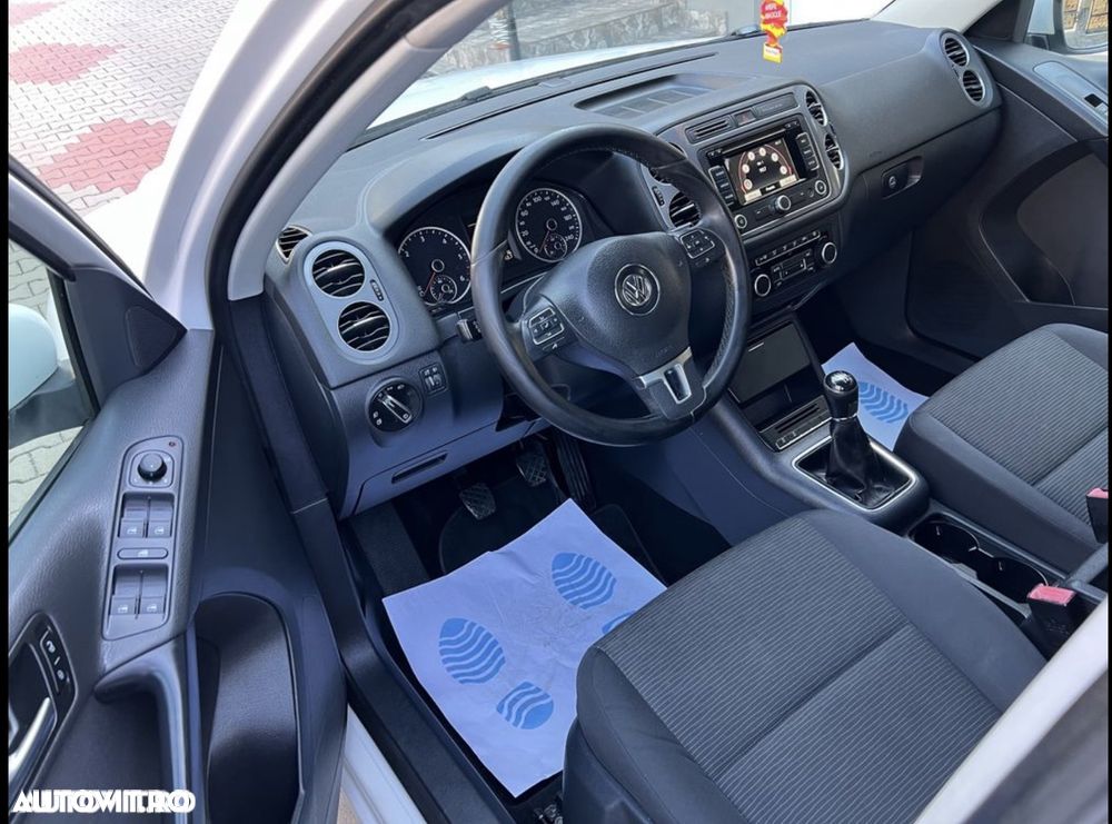 Volkswagen Tiguan 2.0 TDI DPF BlueMotion Technology Trend & Fun - 5