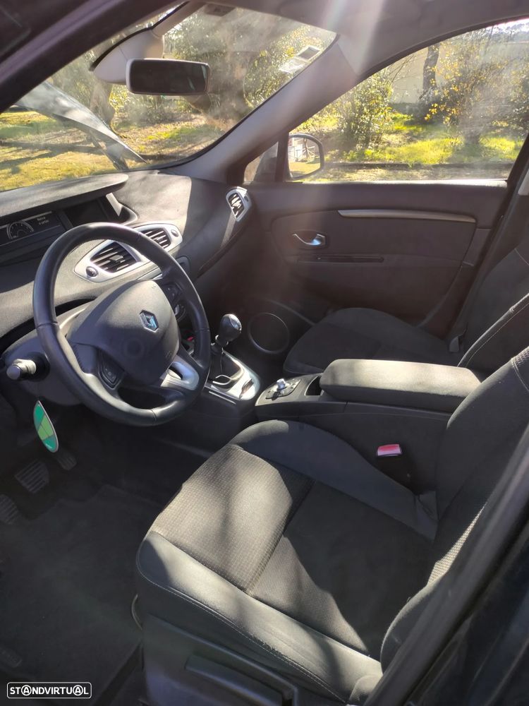 Renault Grand Scénic 1.5 dCi Dynamique S 7L - 26