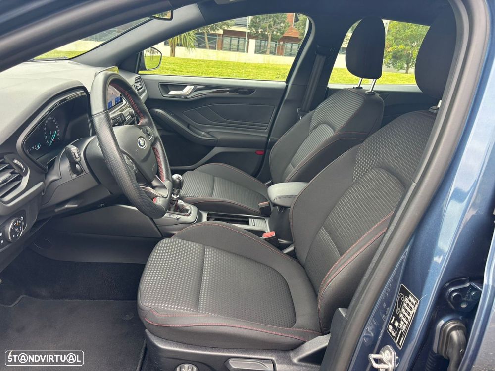Ford Focus SW 1.5 TDCi EcoBlue ST-Line - 23