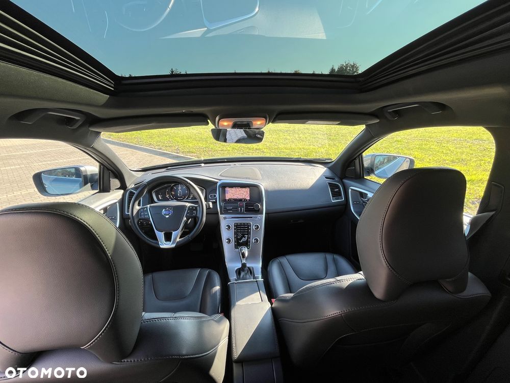 Volvo XC 60 D4 Geartronic Summum - 12