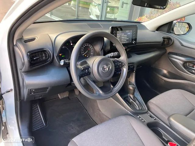 Toyota Yaris 1.5 HDF Premier Edition - 12