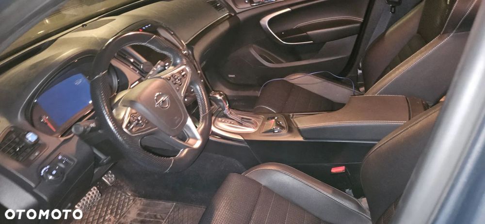 Opel Insignia 2.8 T V6 OPC - 11
