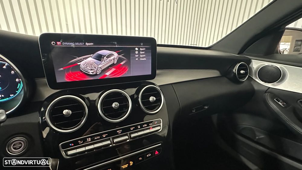 Mercedes-Benz C 300 de AMG Line - 15