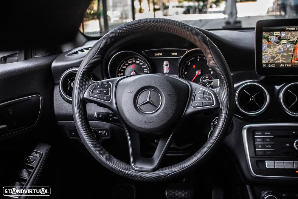 Mercedes-Benz CLA 200 d Shooting Brake Aut. - 29