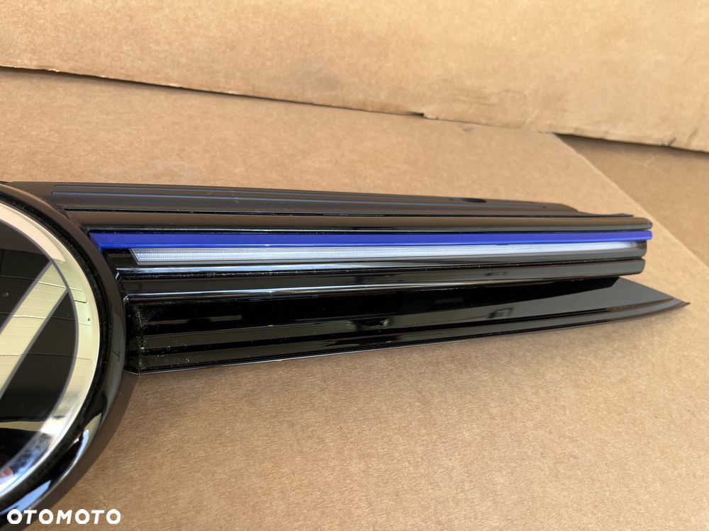 GRILL VW GOLF VIII LIFT R GTE ATRAPA ZDERZAKA PRZOD GOLF 8 GTE R LIFT 2026 - 5