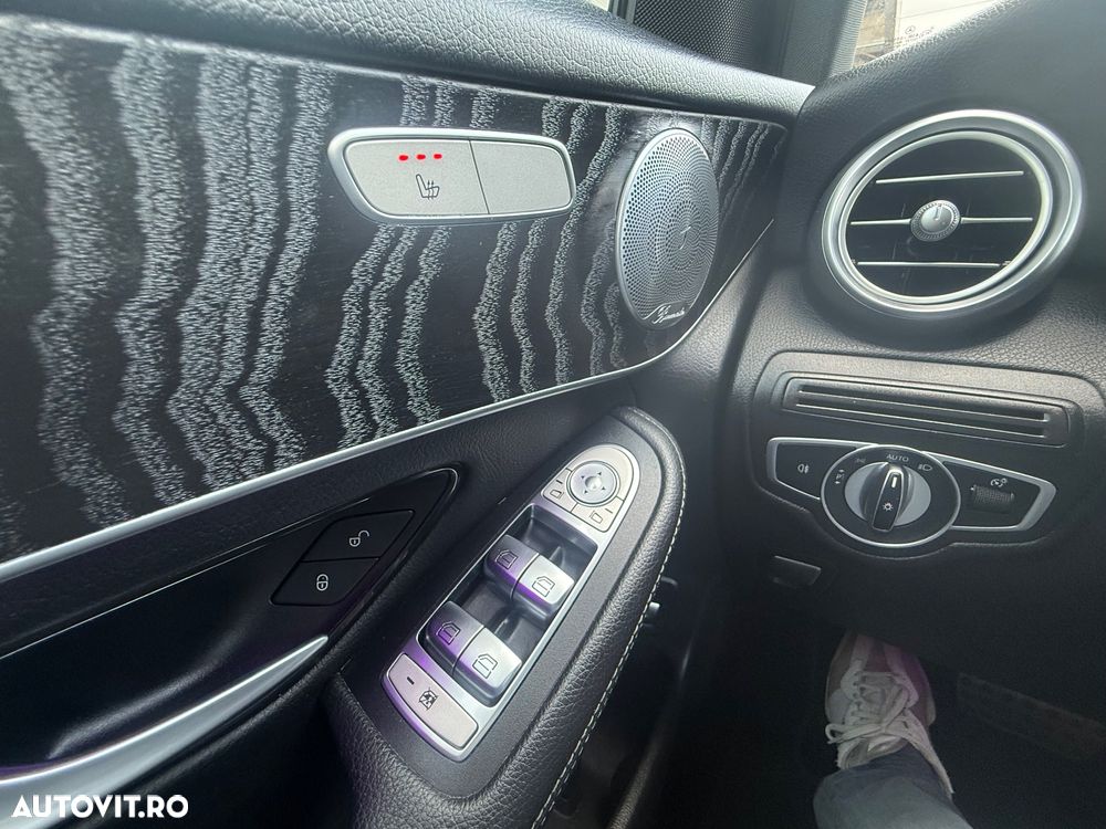 Mercedes-Benz GLC 300 d 4MATIC 9G-TRONIC AMG Line Plus - 30