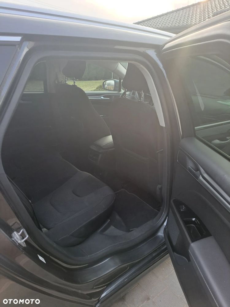 Ford Mondeo 2.0 TDCi Allrad Titanium - 14