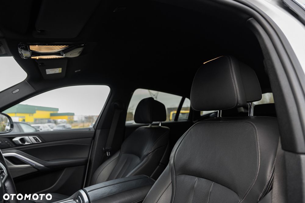 BMW X6M - 21