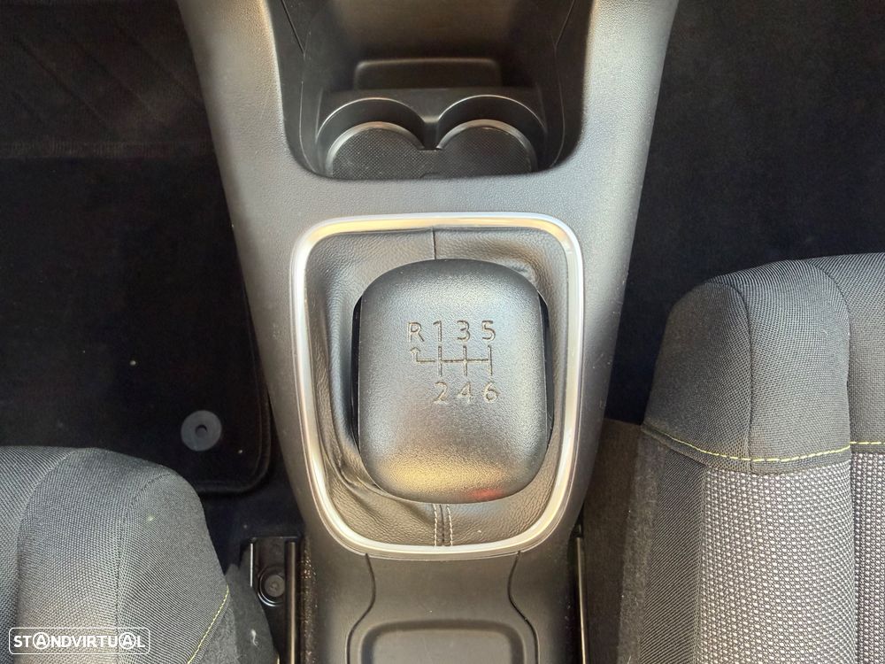 Citroën C3 1.2 PureTech C-Series - 18