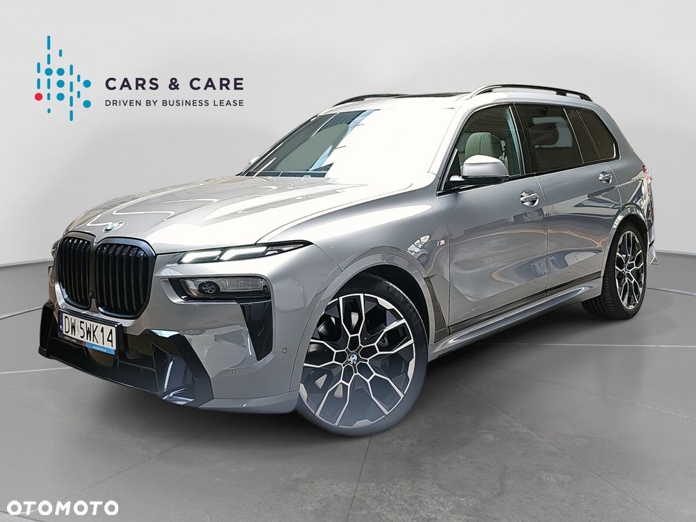 BMW X7 - 7