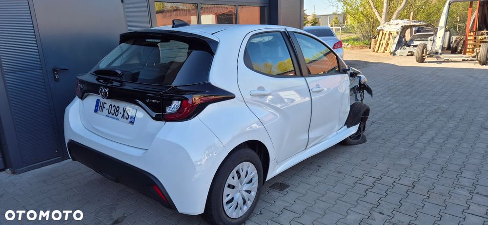 Toyota Yaris - 5