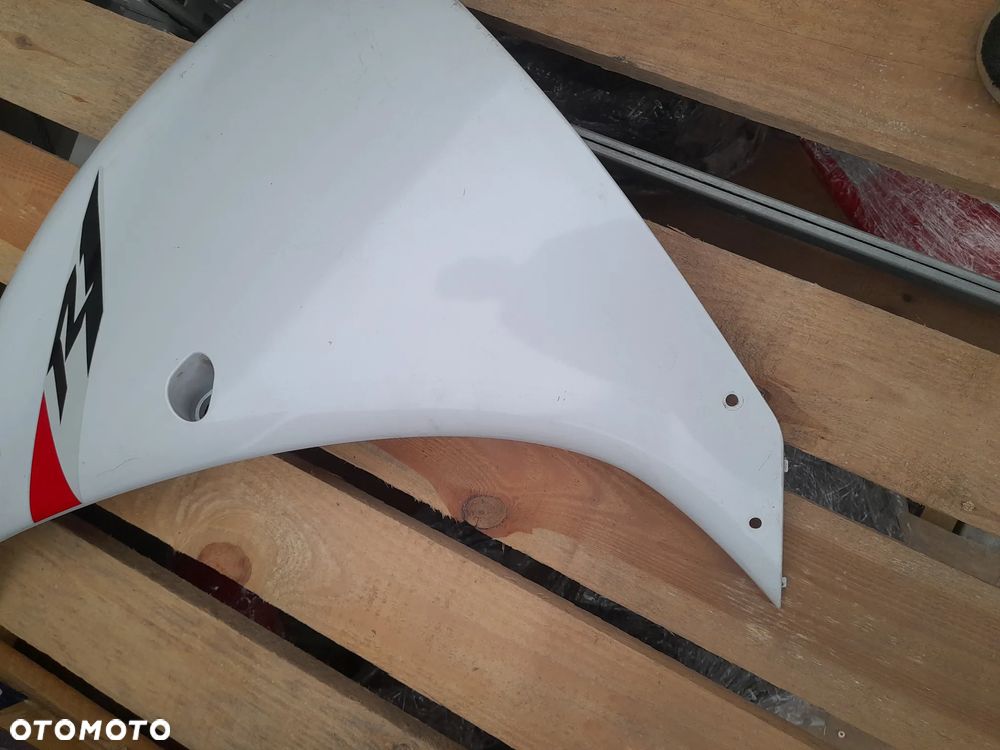 YZF-R1 R1 2009 14B1  1H14B-300E1 BOK OWIEWKA OSŁONA - 8