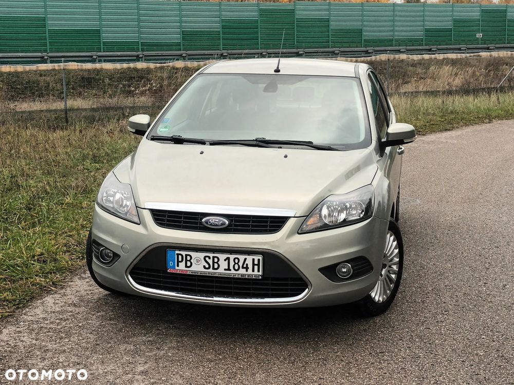 Ford Focus 1.6 16V Titanium - 10