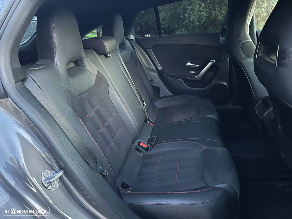 Mercedes-Benz CLA 180 d Shooting Brake AMG Line Aut. - 12