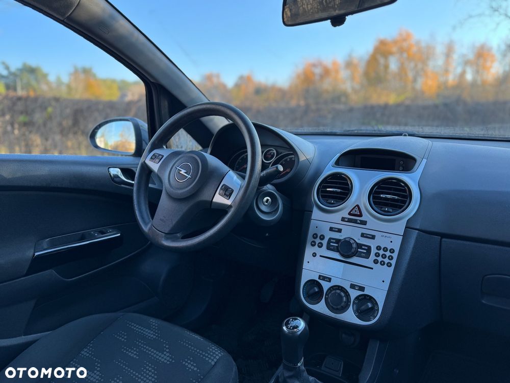 Opel Corsa 1.2 16V Enjoy - 9