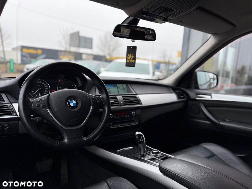 BMW X5 xDrive30d - 25