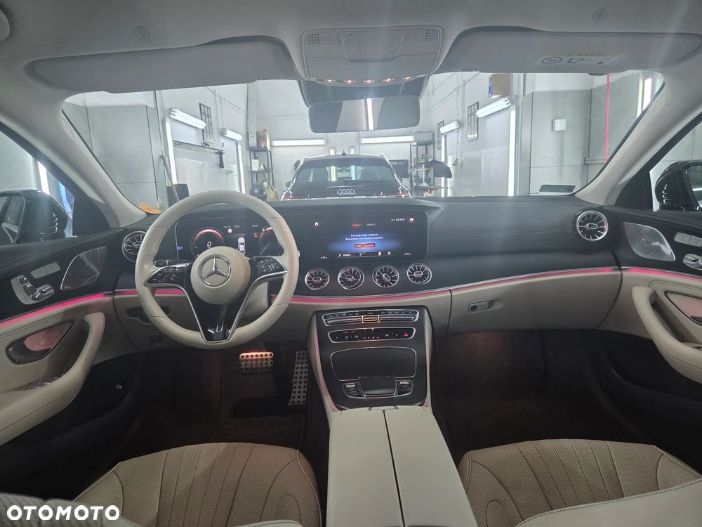 Mercedes-Benz CLS 450 4-Matic AMG - 32