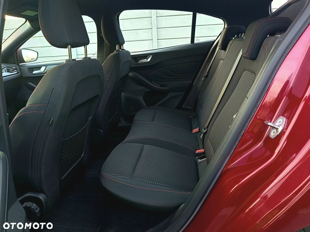 Ford Focus 1.0 EcoBoost ST-Line - 7