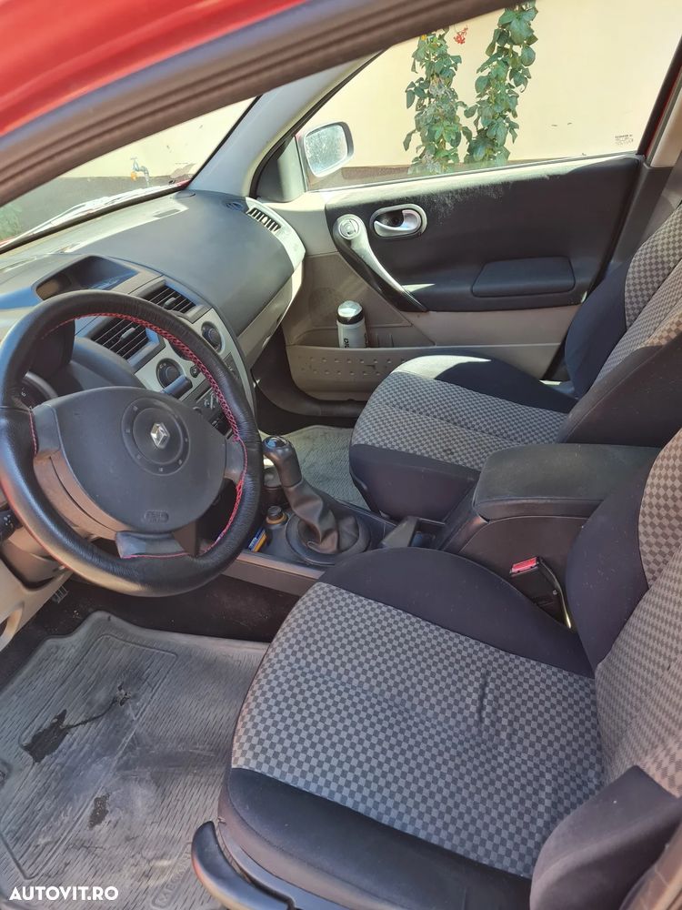 Renault Megane II 1.6 Influence - 10